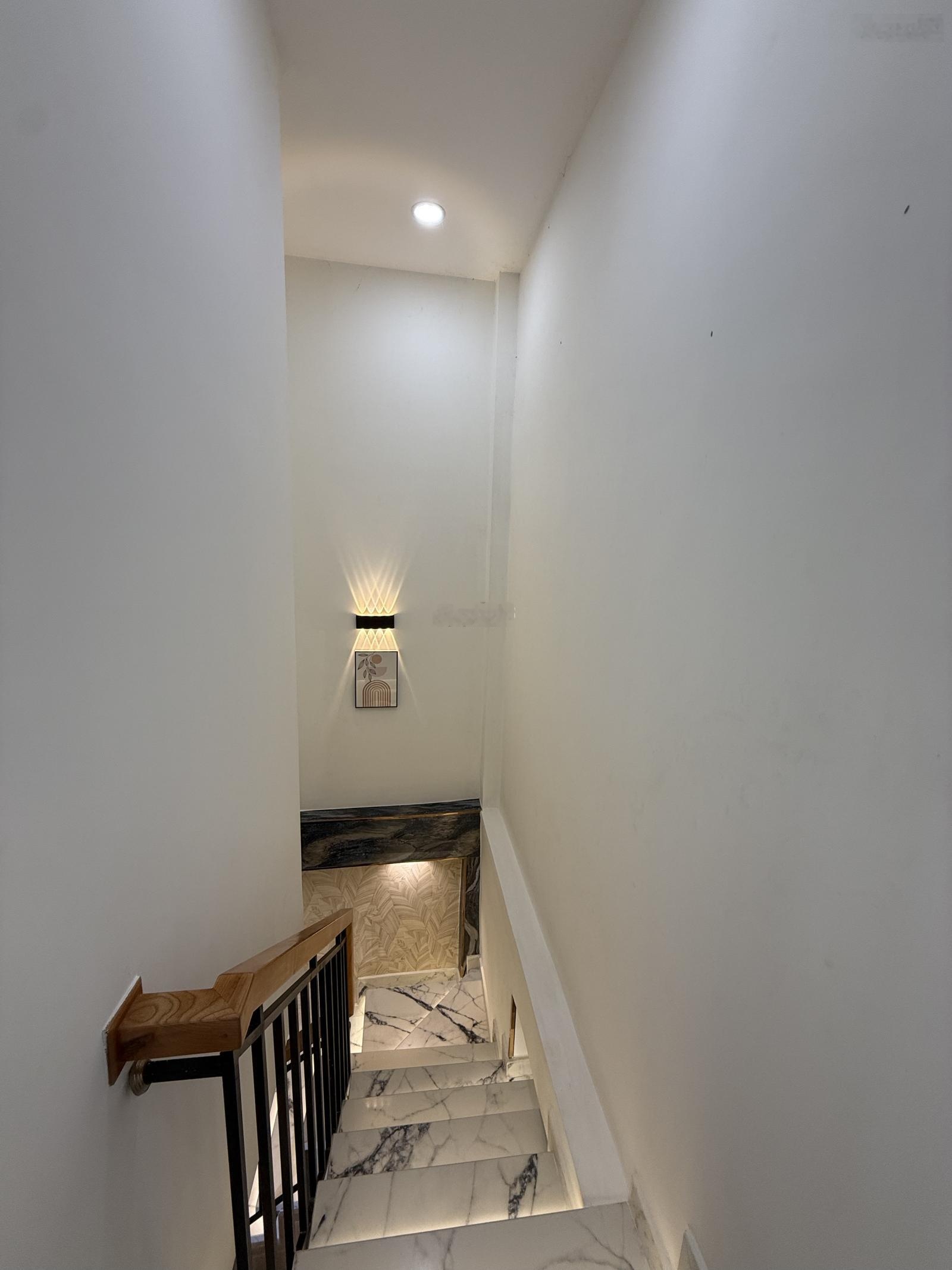 Nhà hẻm ô tô thông Quang Trung, Gò Vấp