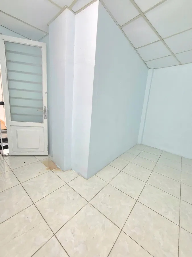 Bán nhà hẻm xe hơi - ni sư huỳnh liên - 24m2 - giá 2,7 tỷ - giá tốt hiếm có tại tân bình