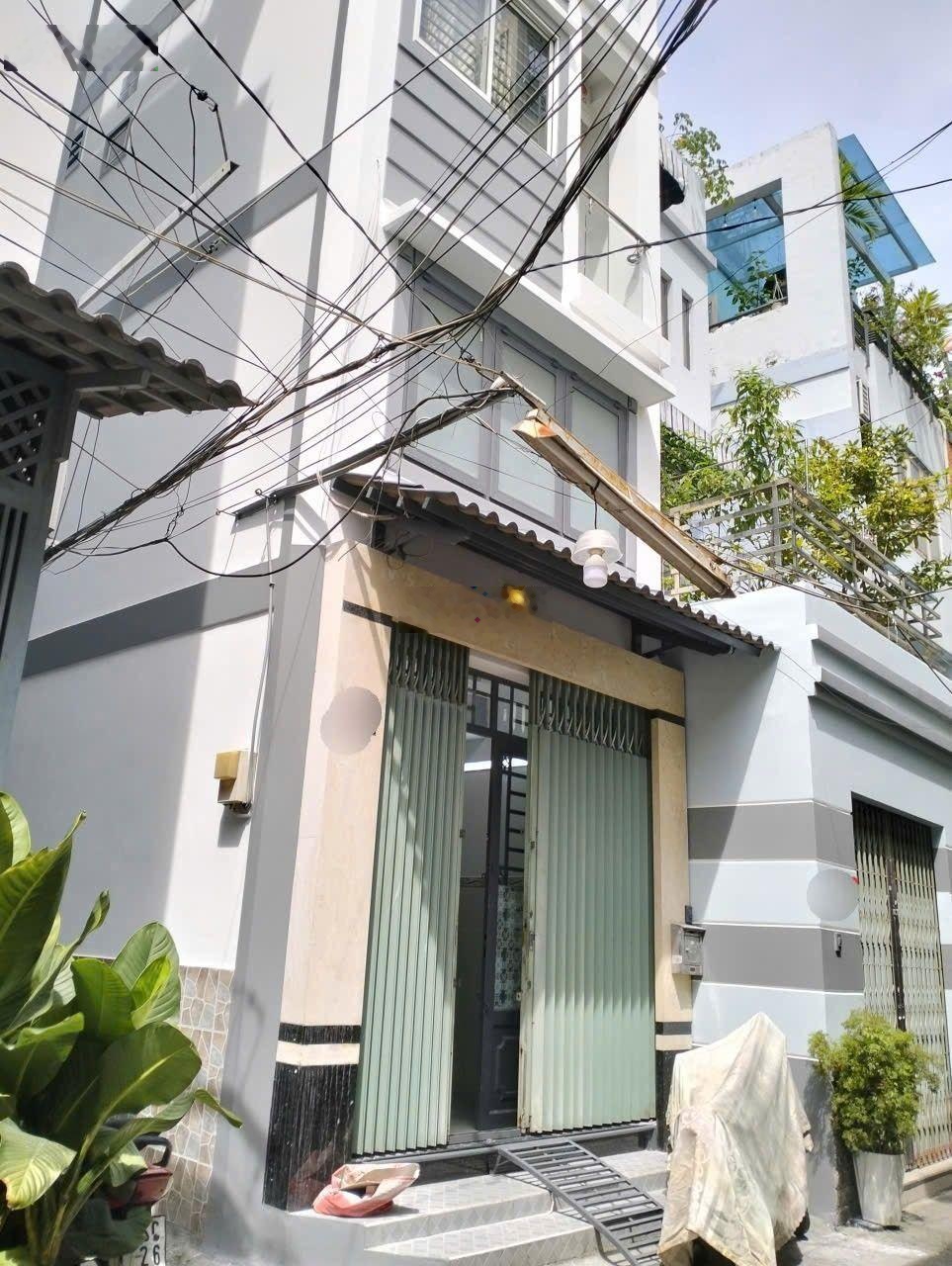 Hẻm 371 Nguyễn Trãi ( đ/d Bộ CA ) 5 tầng, 6p - 7,5 tỷ