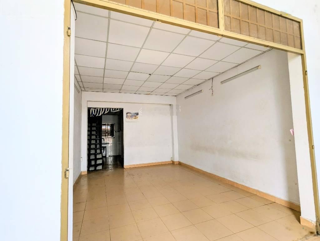 Bán nhà Tân Bình HXH đường Lạc Long Quân 50m 2 tầng chỉ 5.99 tỷ