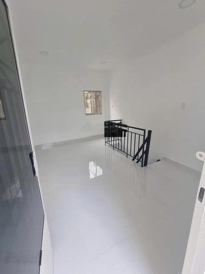 Bán nhà hẻm Trần Hưng Đạo - 3 tầng mới - gần phố tây - 6 tỷ