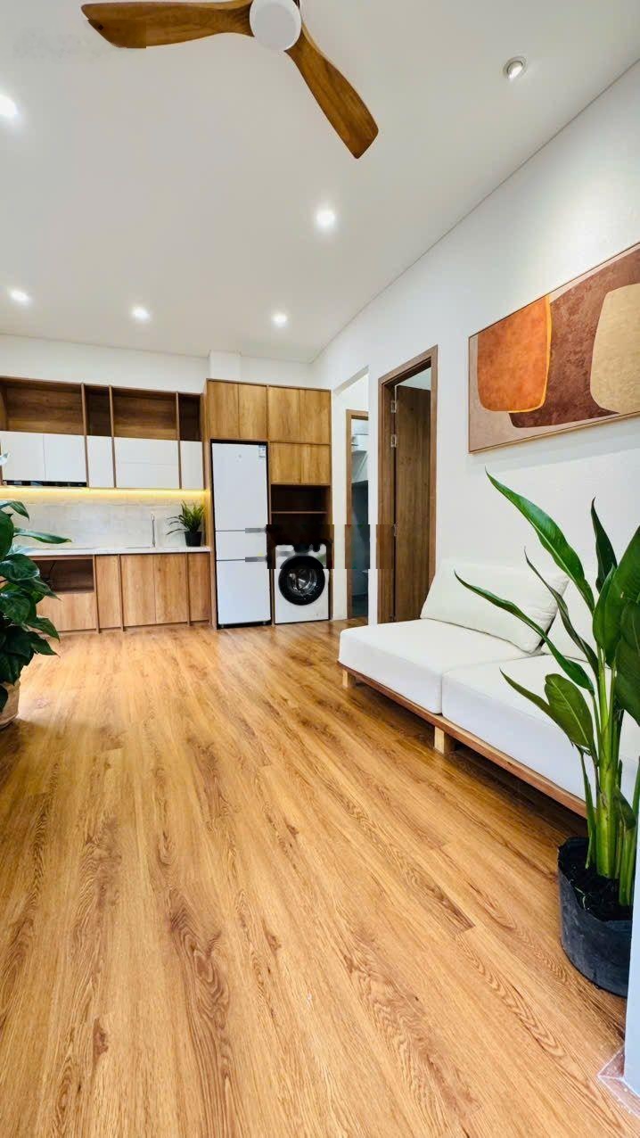 Nhà Đẹp Căn Góc 2 Mặt - 2 Tầng - 3 Phòng Ngủ - Bùi Đình Túy