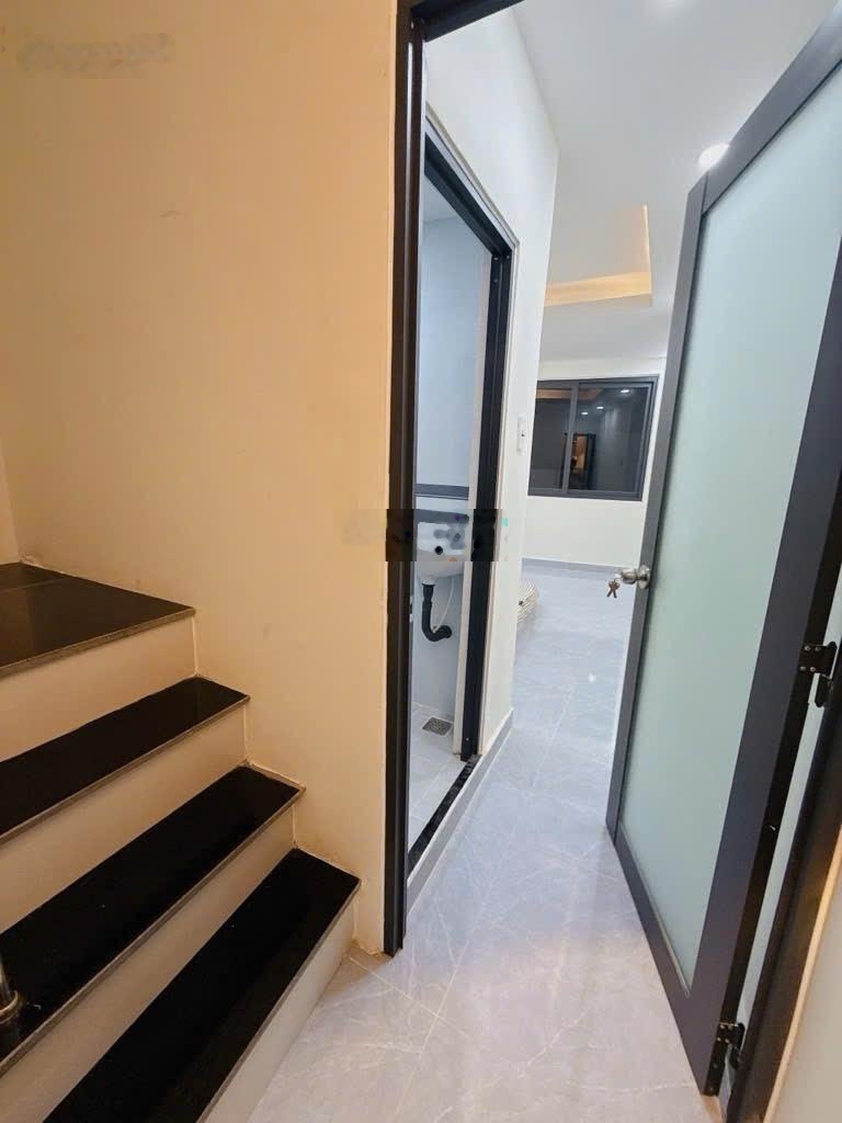 Lê Quang Định - hẻm 5m - 17m2 - 4 tầng - 4,5tỷ - cách mặt tiền 100m - Bình Thạnh