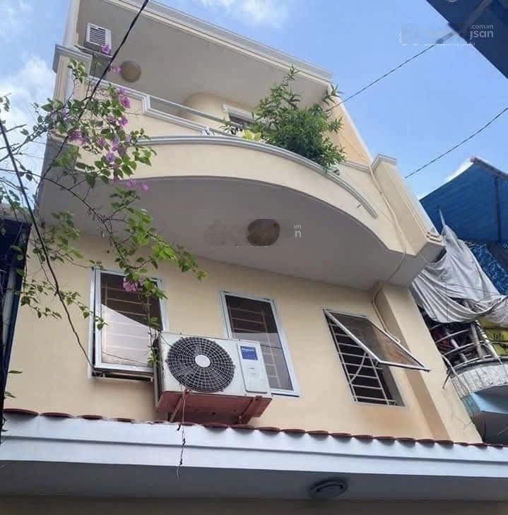 Nhà Bùi Đình Tuý 4 tầng - ngang 4m - hẻm thông tứ tung - chỉ 4,95 tỉ - 4PN