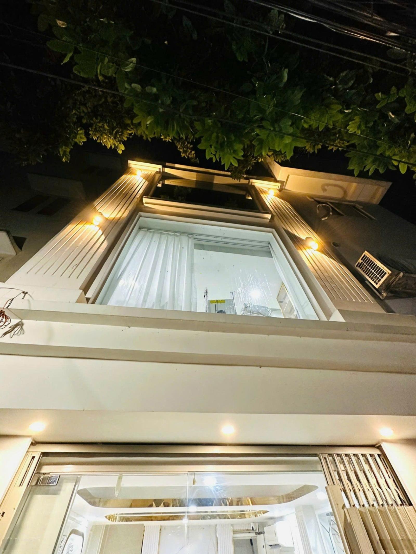 Bán nhà Quận 1 - hẻm thông thoáng 3m - chỉ 2 căn ra mặt tiền Trần Đình Xu - 3 tầng BTCT - nhỉnh 5T