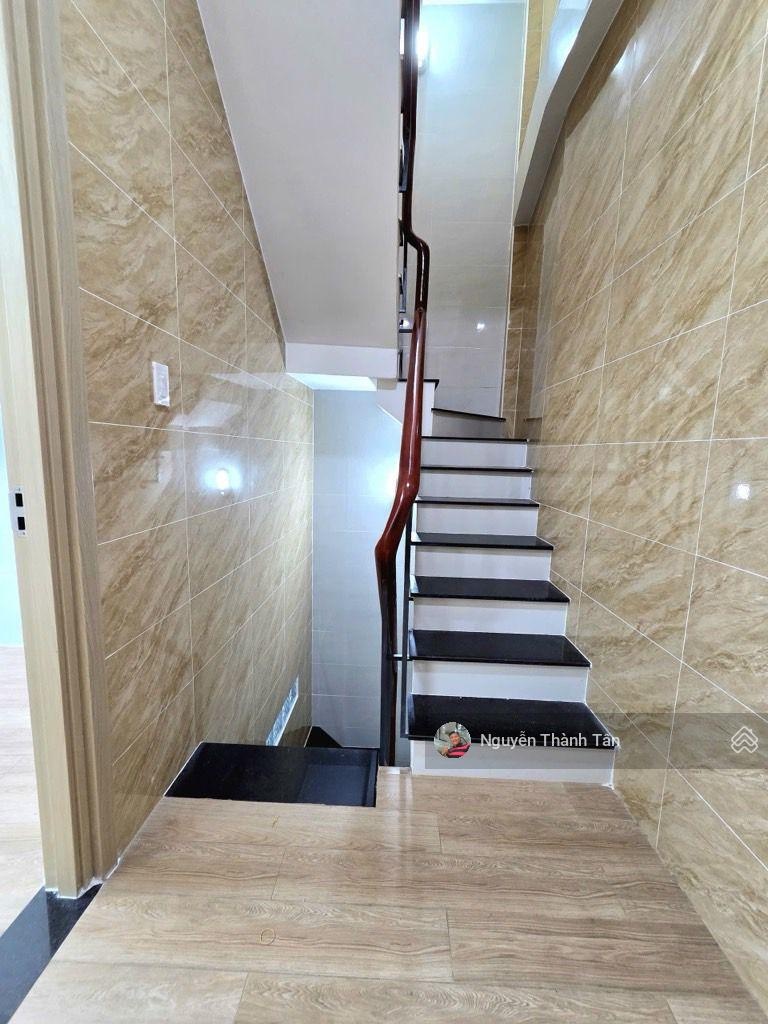 3 Tầng - 30m2- Lê Quang Định - 5tỷ