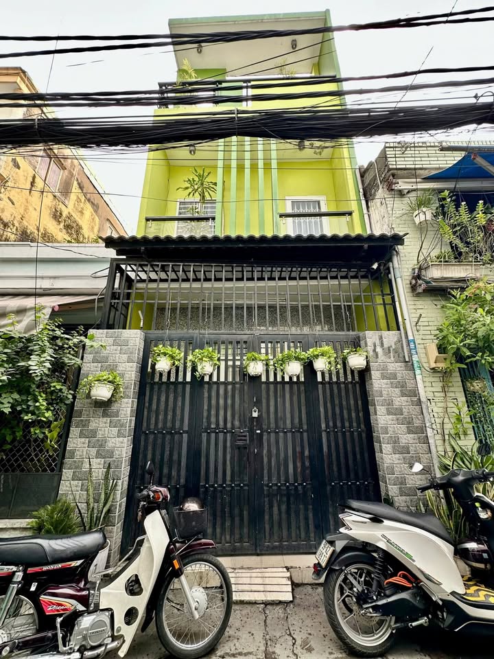 Gia cư hai tầng đường Nguyễn Thị Tần, Quận 8, an yên giữa lòng phố thị