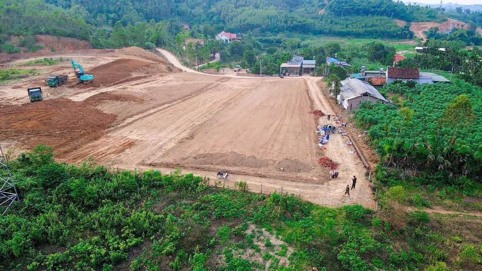 Bán đất 100m2 full thổ cư, view đồi núi thoáng đãng tại Phú Thọ