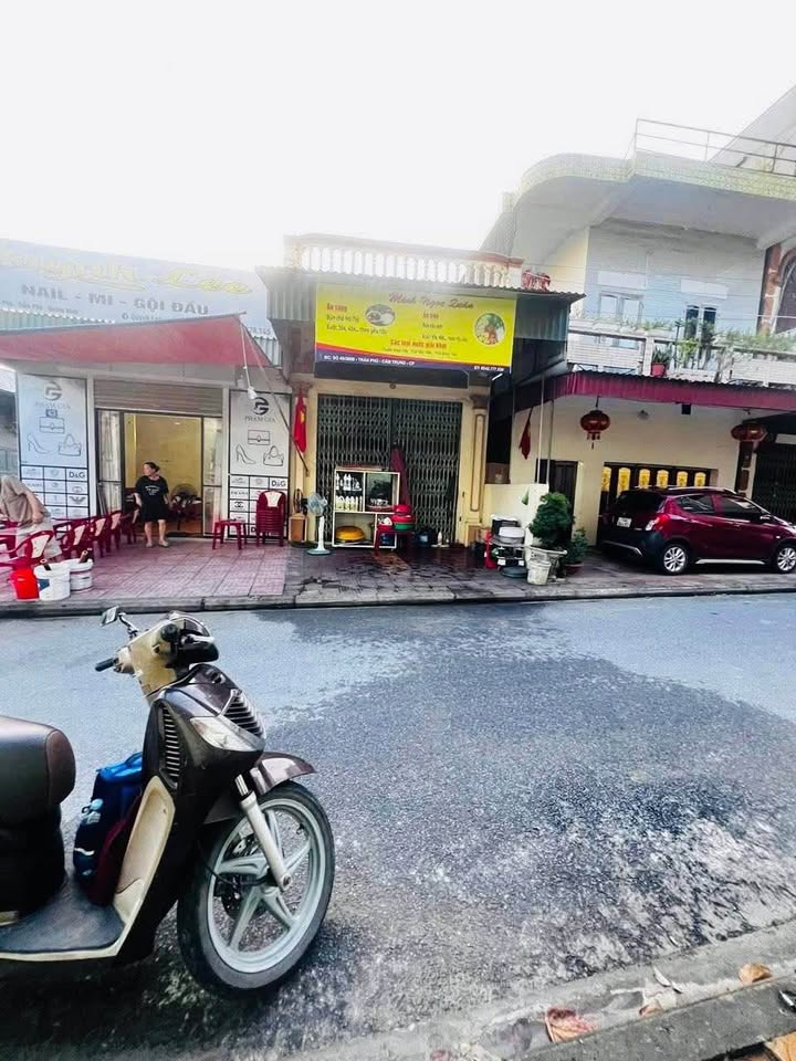 Cẩm Phả - Bán đất tặng nhà, kinh doanh sầm uất, giá hời