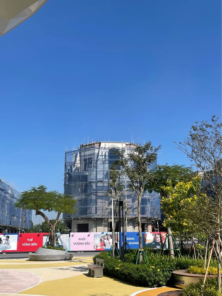 Chào mừng đến với Vlasta - trái tim sôi động của Thủy Nguyên