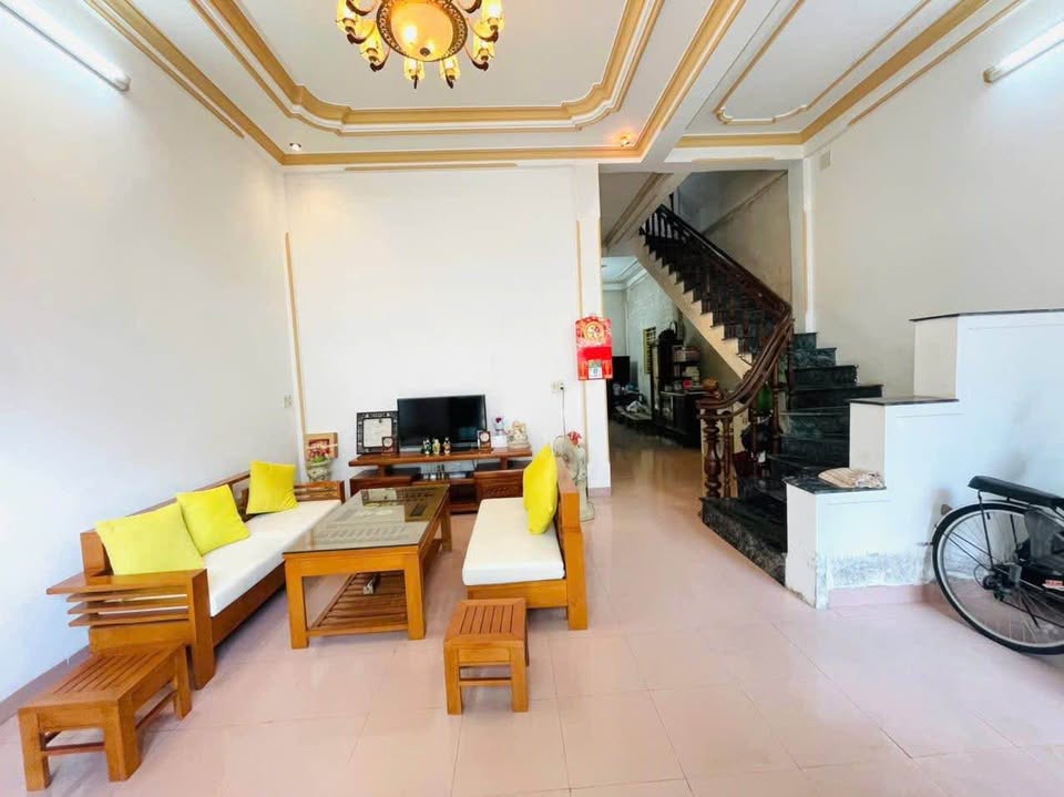 Nhà 2 tầng siêu xinh, kiệt ô tô 4m tại đường Phan Chu Trinh