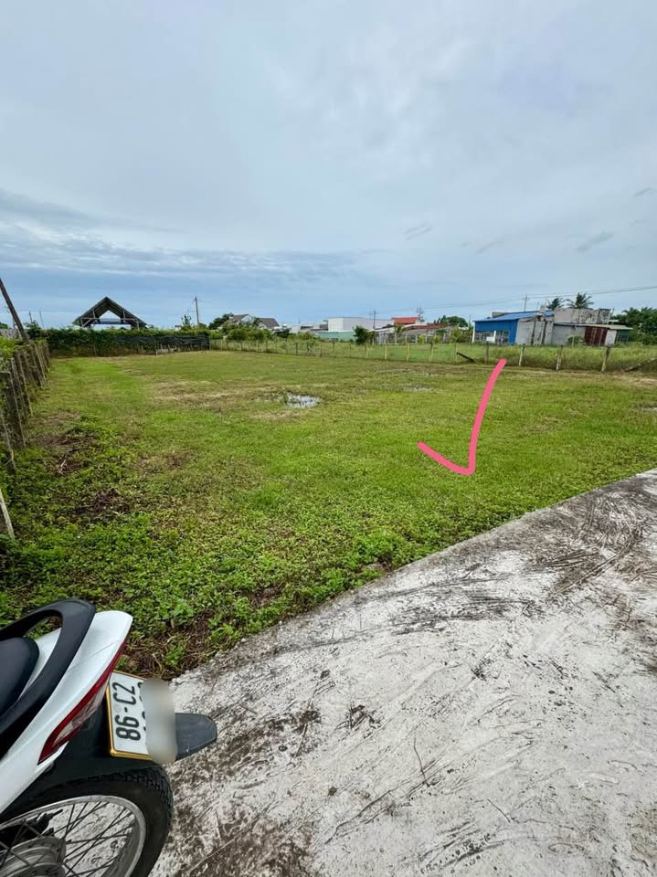 Đất xịn sát KCN Phan Thiết, 5x20m, giá 850 củ khoai