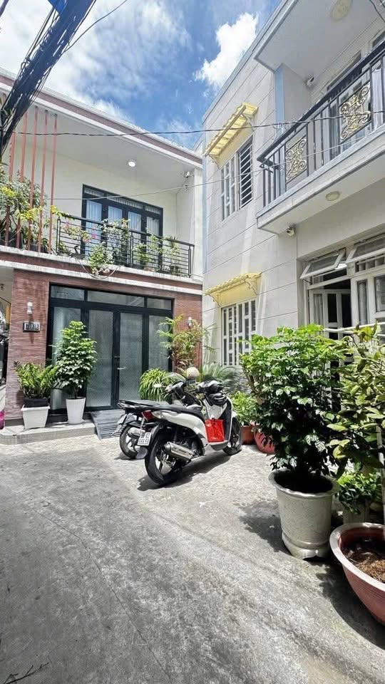 Bán nhà 2 tầng hẻm 6m Trần Xuân Soạn, Quận 7, giá 3,7 tỷ, sổ hồng riêng