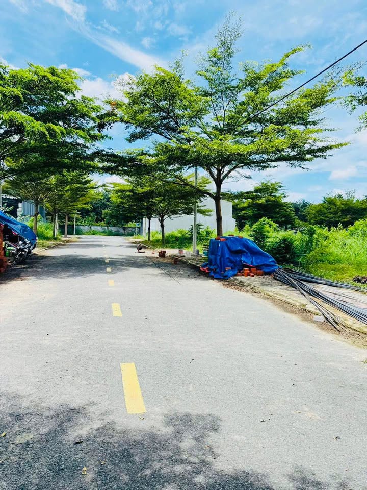 Đất thổ cư full vị trí đẹp Bến Cát, giá iu thương 900 triệu