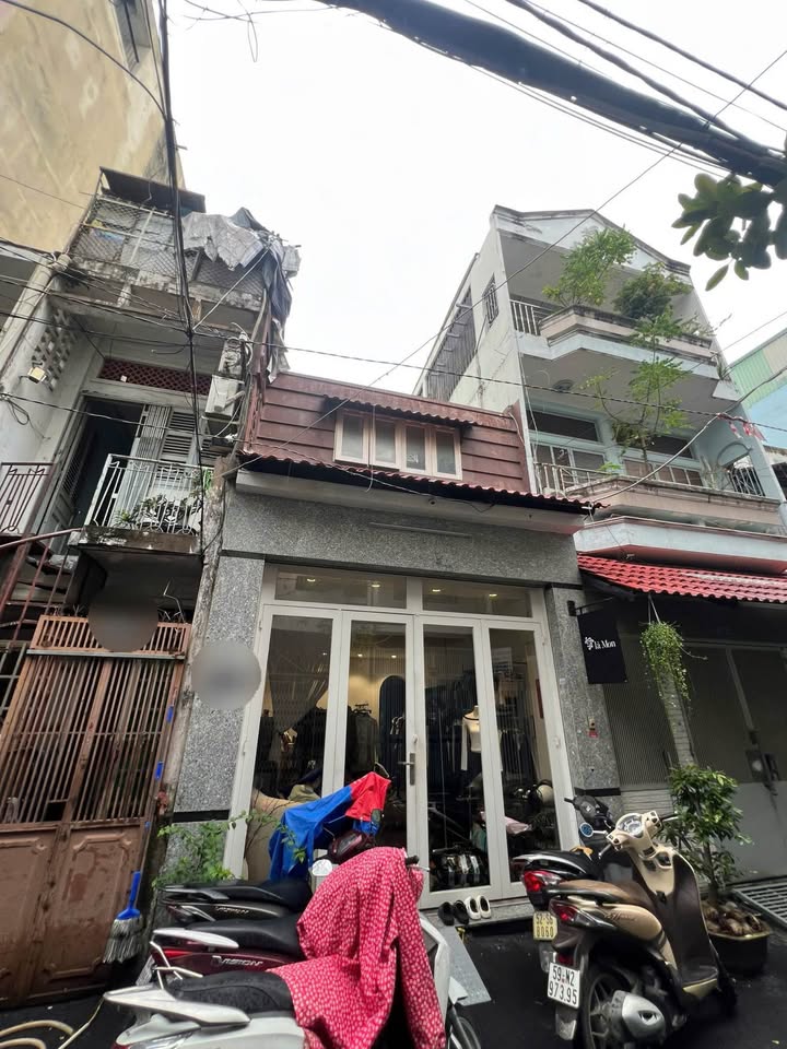 Nhà xinh quận 3, ô tô ngủ trong nhà, giá 9,98 tỷ chốt