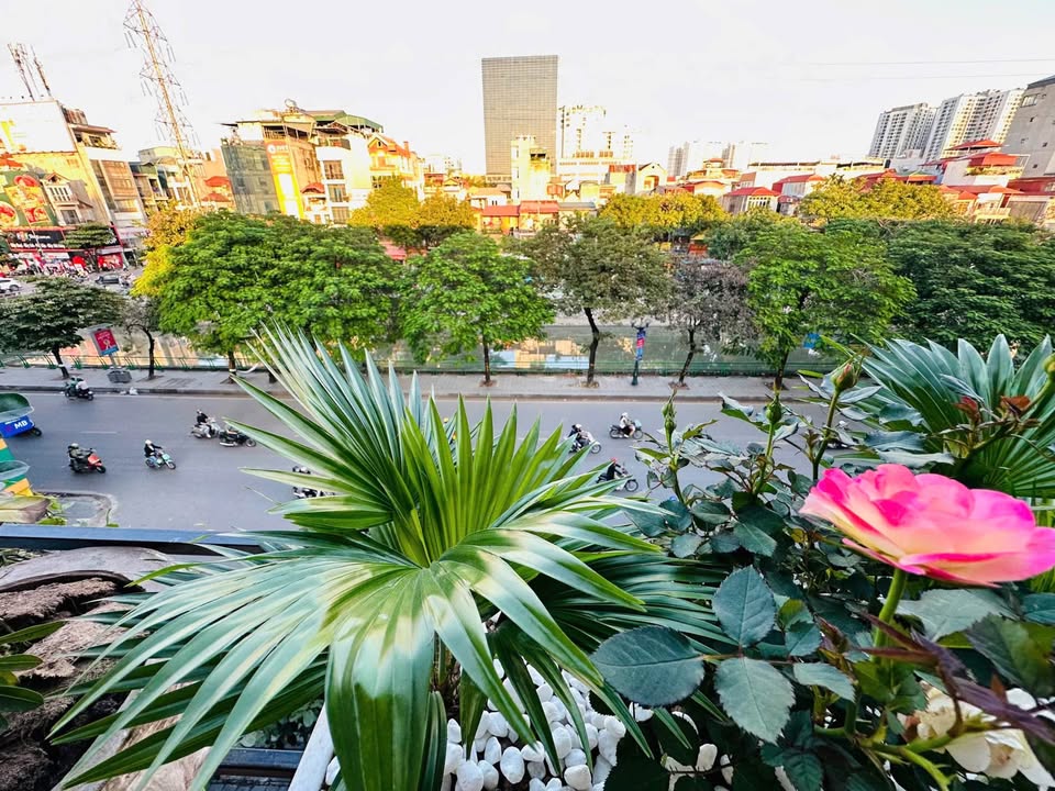 Chính chủ bán gấp nhà Quỳnh Mai sổ đỏ 46,3m, sử dụng 88m, thông tứ tung