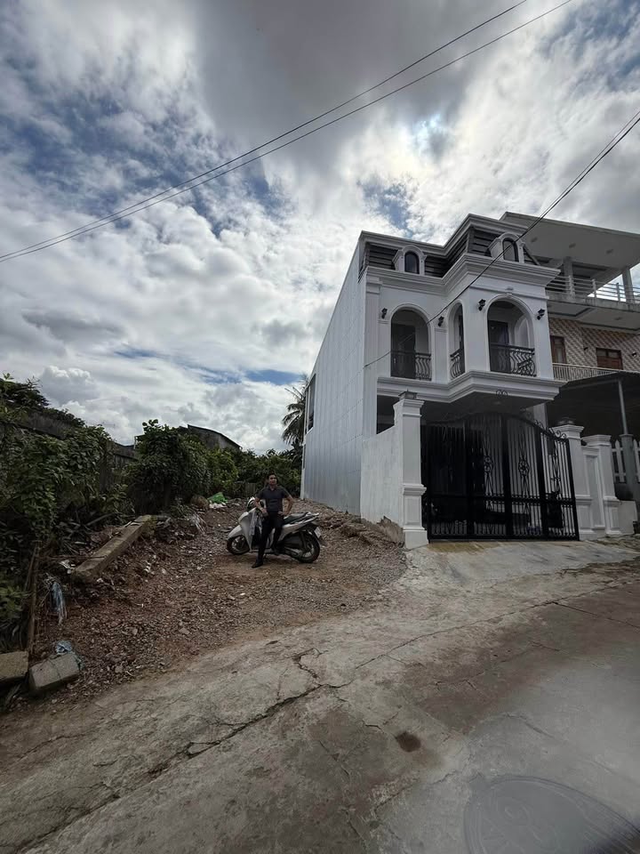 Đất Đoàn Hữu Trưng, Huế 84m2 vuông vắn, kiệt ô tô tránh, sổ hồng sẵn sàng