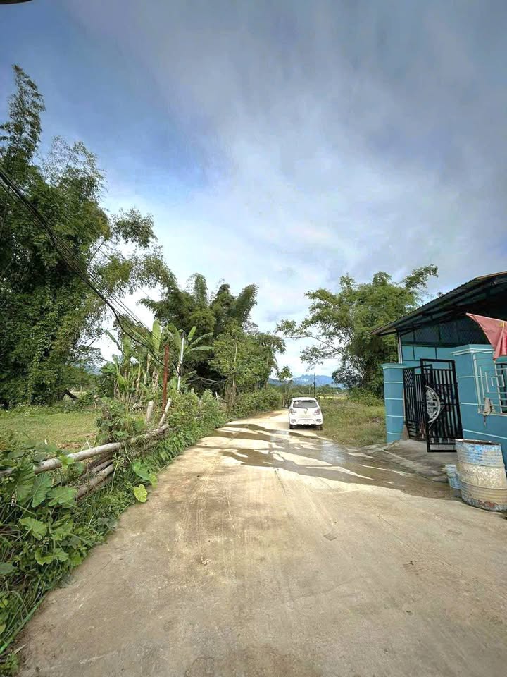 Đất nền Cao Bằng, ặt tiền 20m, ngõ ô tô, giá chỉ 1,2 tỷ