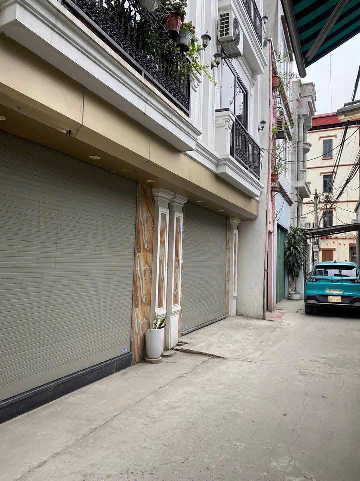 Nhà Vĩnh Hưng 31m² 6,6 tỷ, ô tô vào nhà, ngõ thông kinh doanh, nhà mới đẹp