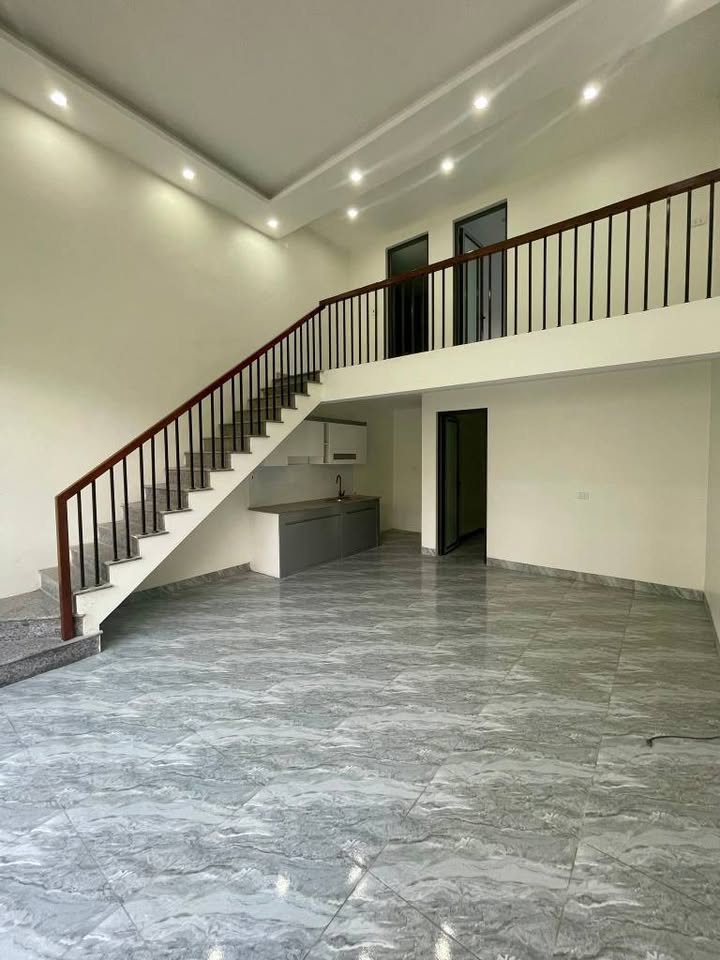 Tọa lạc tại tổ 3 Mỹ Trọng, khu Mỹ Xá, thành phố Nam Định, hai căn nhà xây mới mang vẻ đẹp cổ điể