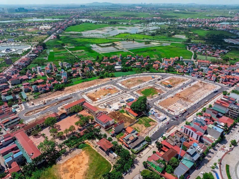 Mảnh đất vuông vắn, tọa lạc tại vị trí đắc địa, trung tâm thị trấn Việt Yên, tỉnh Bắc Ninh