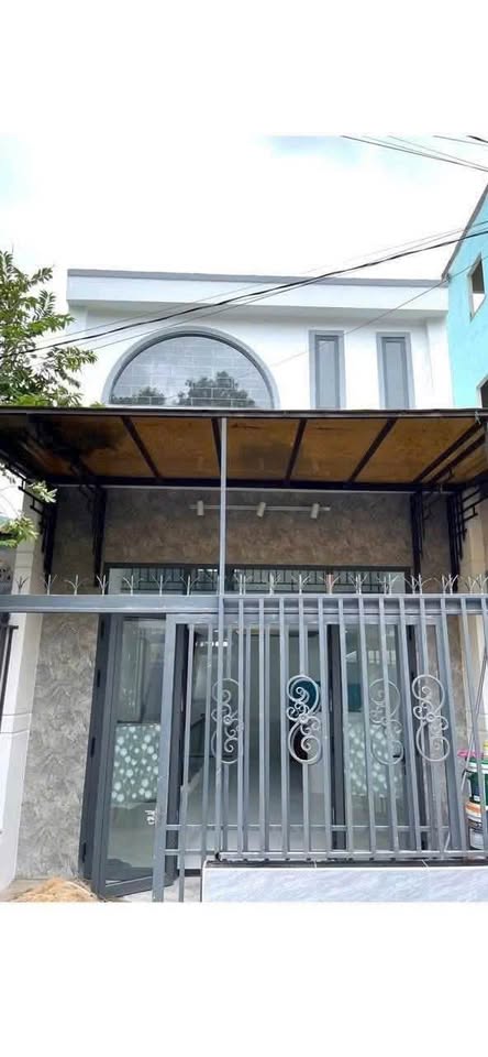 Nhà mặt tiền Lý Thái Tổ - Quy Nhơn, 44m2, 3 phòng ngủ, 600m ra biển