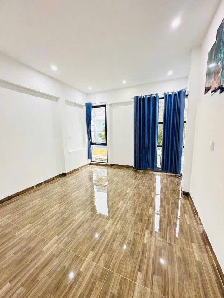 Bước vào một câu chuyện mới tại căn nhà nguyên căn tọa lạc trên đường Huỳnh Tấn Phát