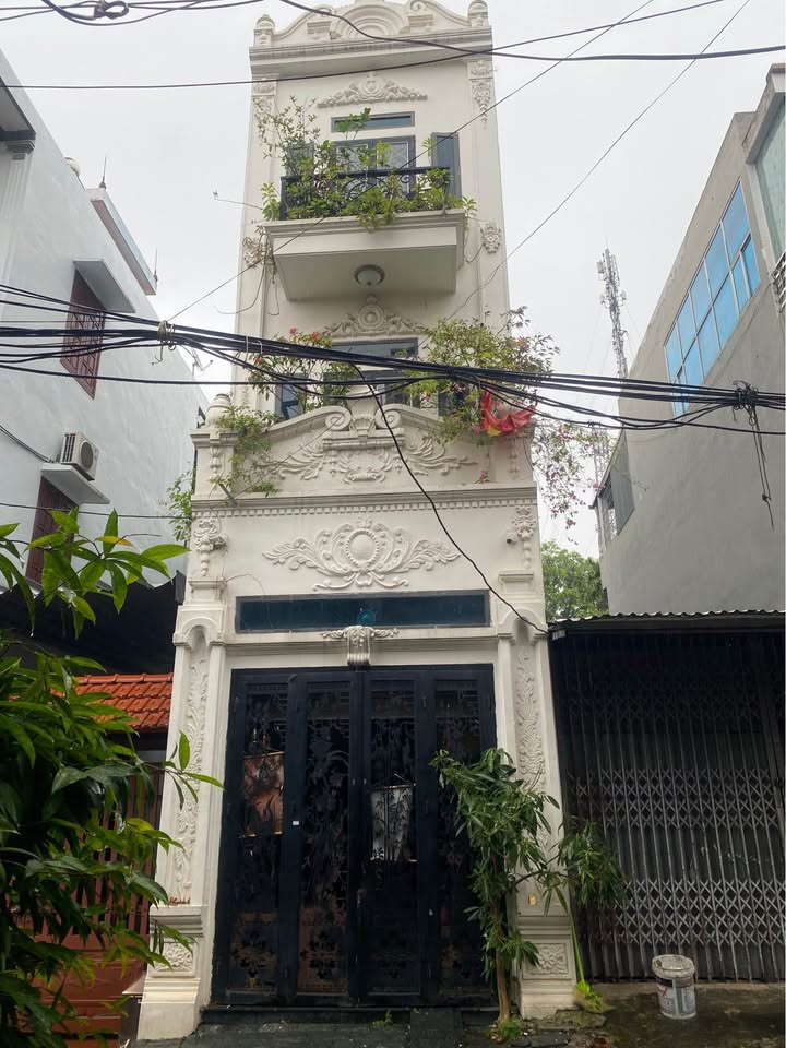 Nhà 3 tầng Tân Cổ, 57m2 sổ đỏ, tặng vàng cho người nhanh tay