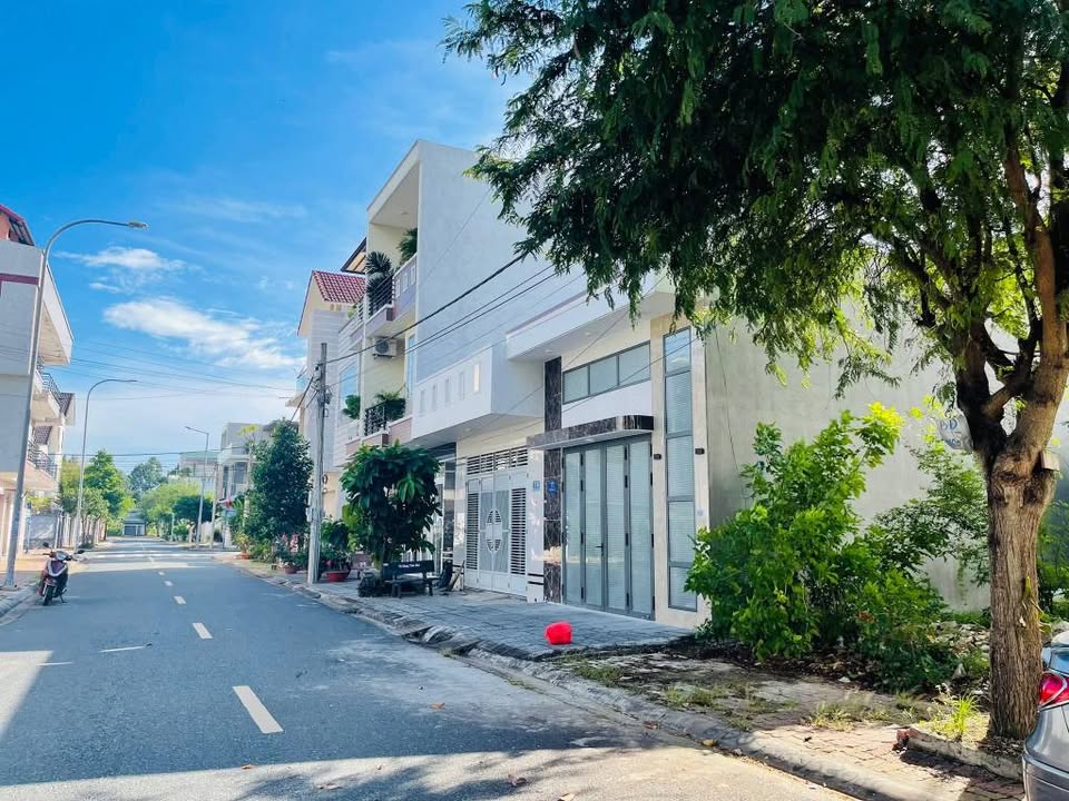 Chào mừng quý khách đến với cơ hội sở hữu một lô đất đắc địa ngay tại trung tâm thành phố Bà Rịa