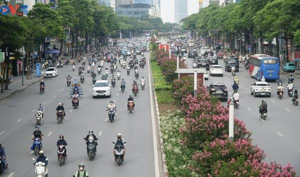 Nhà mặt phố Nguyễn Chí Thanh 8 tầng thang máy, vỉa hè rộng, kinh doanh bất tận