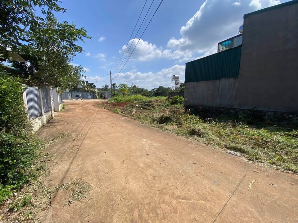 Đất vàng Buôn Ma Thuột 2 lô liền kề hướng Bắc, sổ đỏ riêng, giá hời