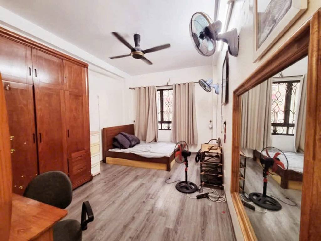 Nhà đẹp lung linh tại phố Hào Nam, Đống Đa, Hà Nội đây ạ