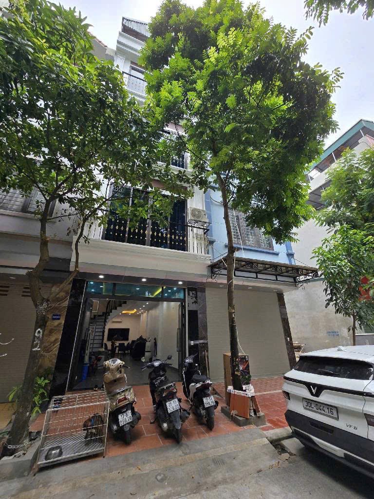 Nhà Hà Đông, 5 tầng, kinh doanh vi vu, ô chờ thang máy sẵn sàng