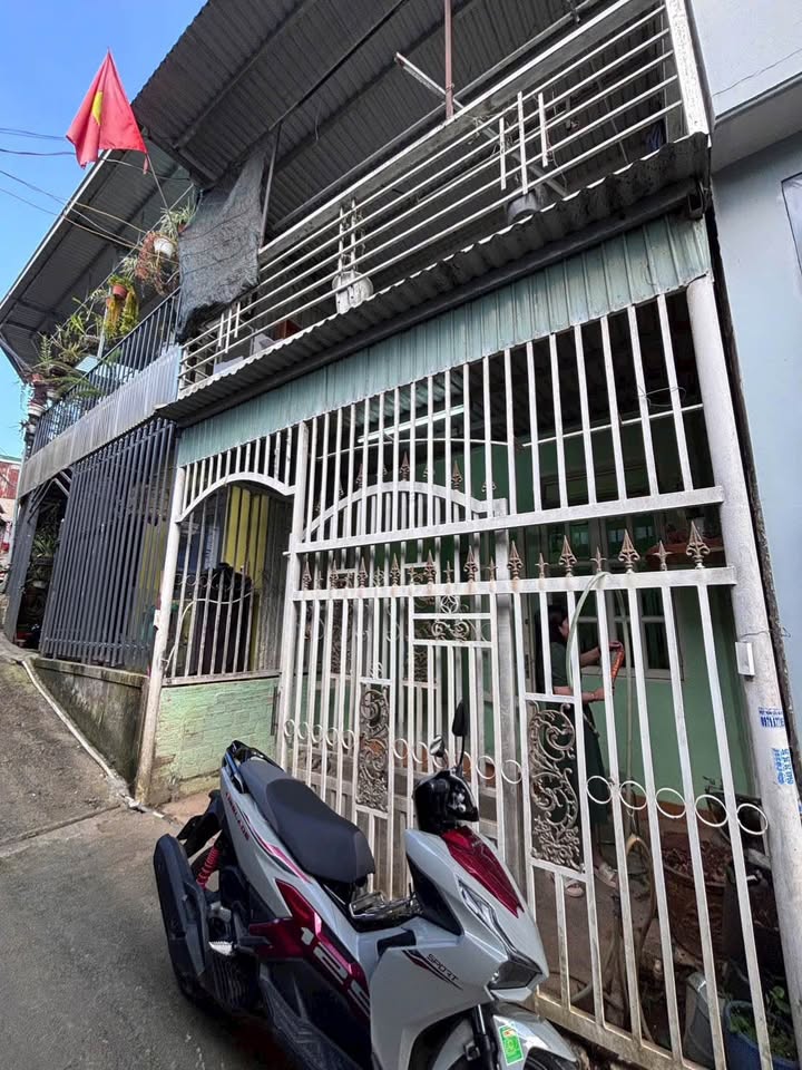 Tìm ngay chủ nhân mới cho căn nhà nguyên căn xinh xắn tại đường Lữ Gia, Phường 9, Đà Lạt