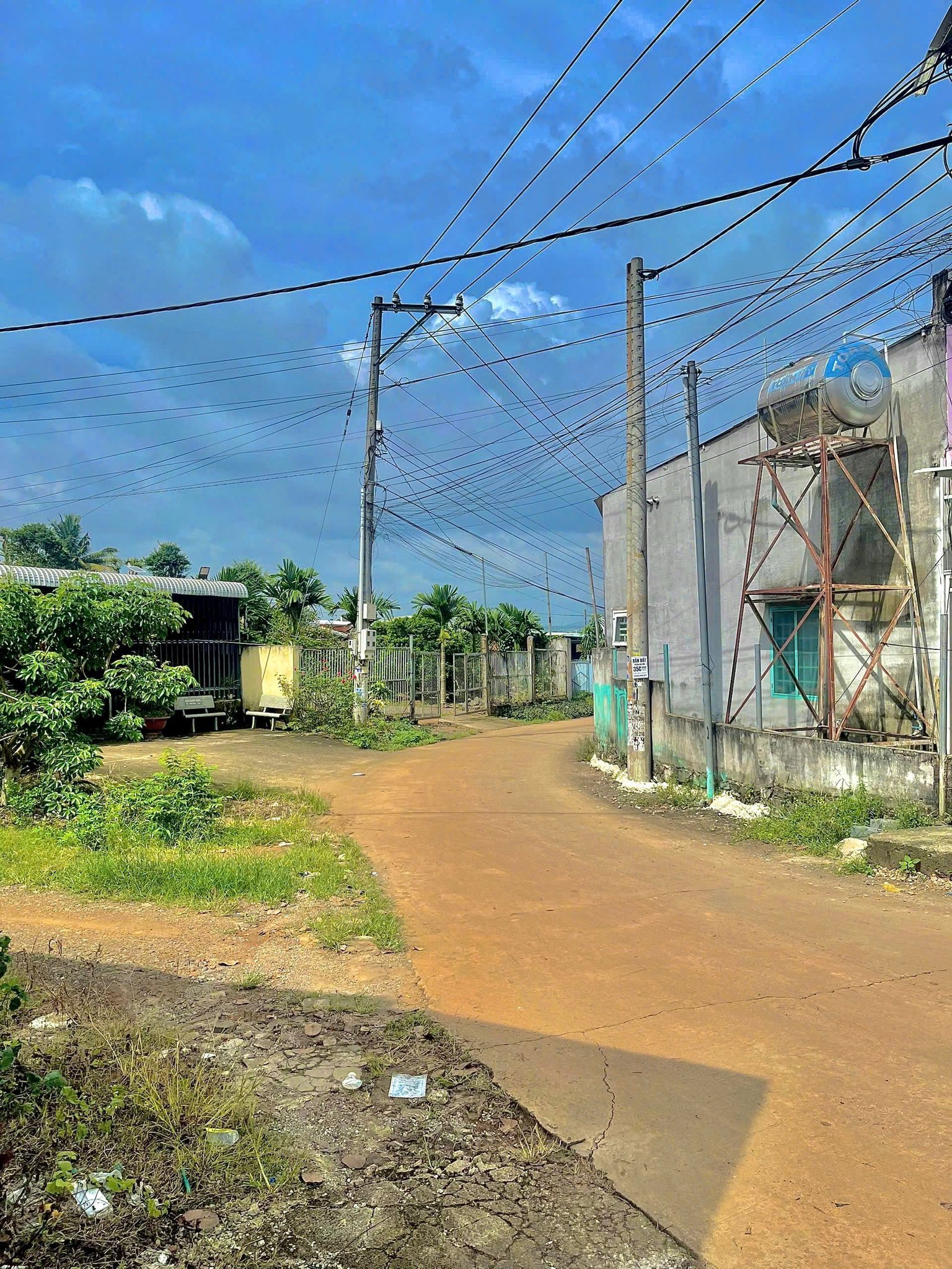 Bán đất Long Khánh, Đồng Nai 10m x 24m thổ cư, sổ riêng, giá chỉ 590 triệu