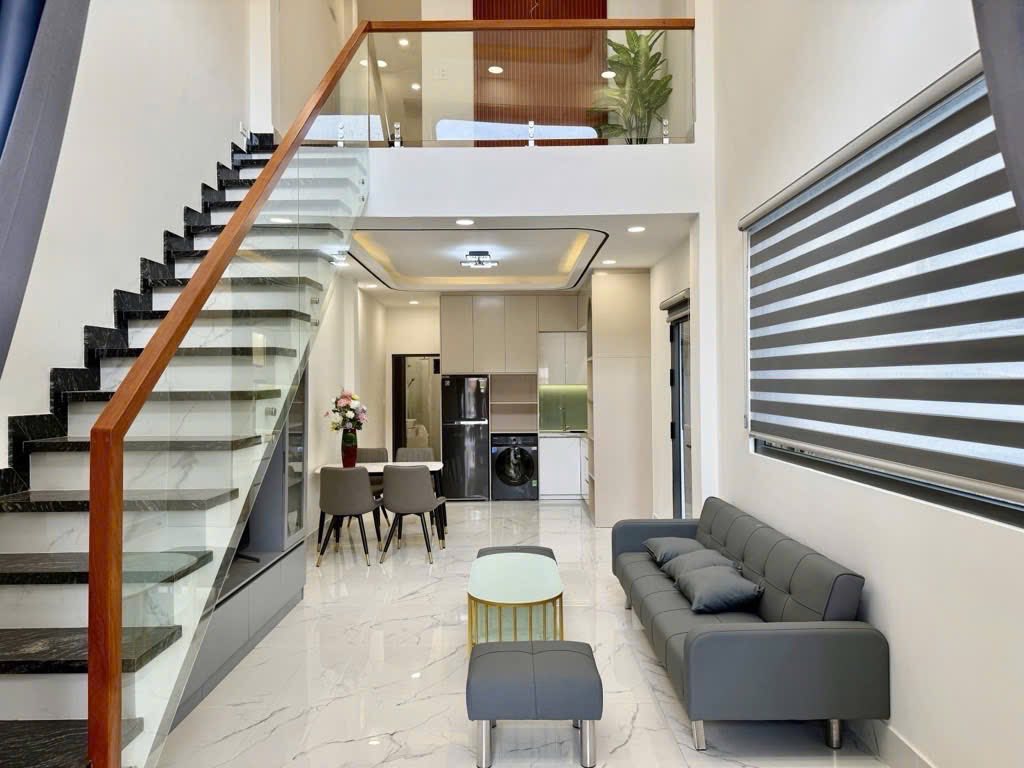 Cơ hội sở hữu ngay căn nhà mặt tiền đắc địa tại đường Dương Bá Trạc