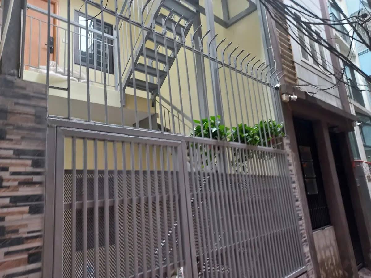 Cho thuê căn hộ dịch vụ 2 ngủ full đồ, Đào Tấn, Ba Đình