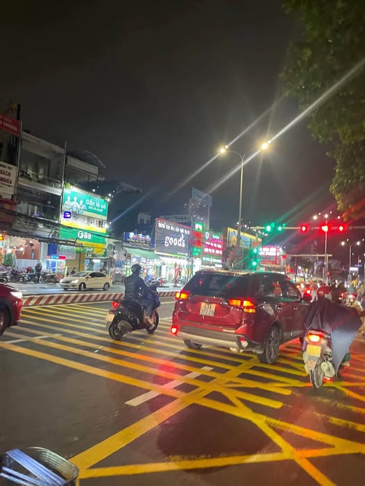 Siêu phẩm nhà 2 tầng 2 mặt tiền, ngang 9m trung tâm Hải Châu, giá 6 tỷ