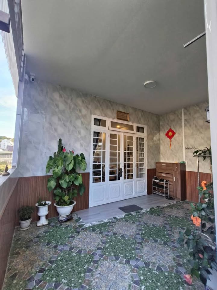 Bán nhà 65m2, 4 phòng ngủ, phường 4, Đà Lạt, 1,8 tỷ
