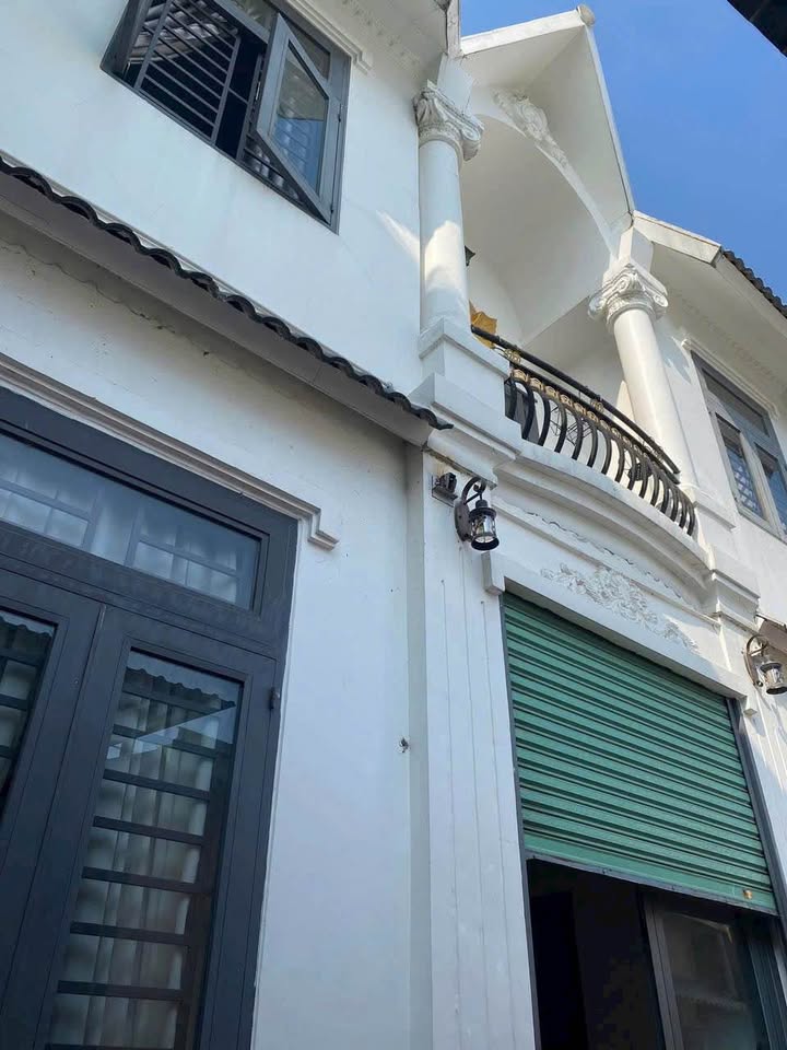 Nhà kiên cố 3 phòng ngủ, 47m2, ngang 8m, phường Lái Thiêu, Thuận An, Bình Dương, giá 2,4 tỷ