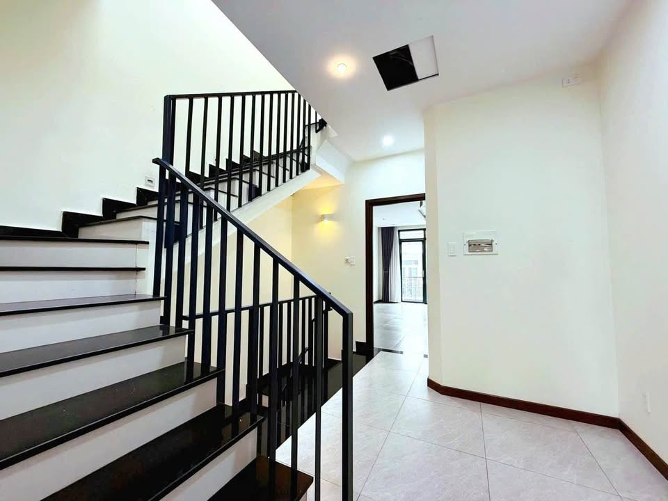 Nhà phân lô đồng bộ, 69m2, 4 tầng, 4 ngủ, 6.5 tỷ tại Hiệp Bình Phước