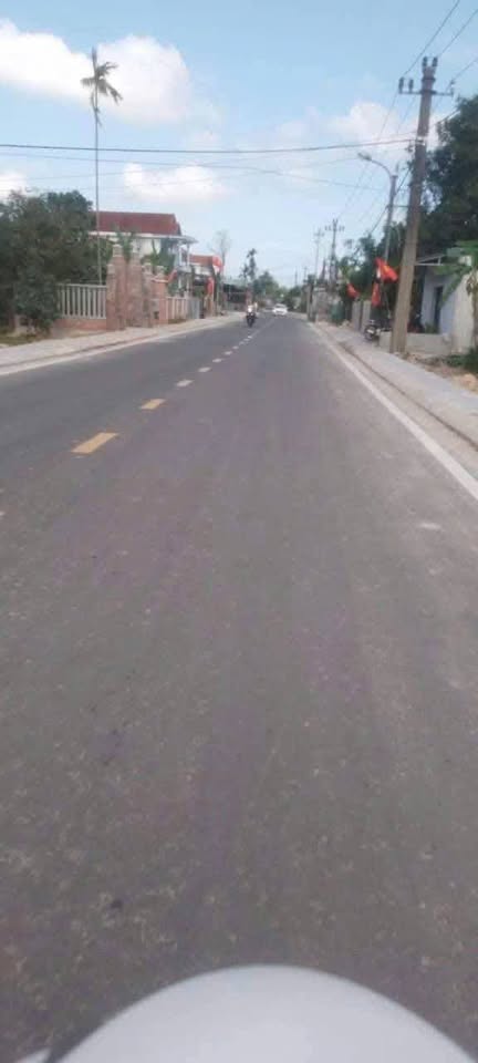 Đất nền Hương Trà 2 lô liền kề, 100m ra Tôn Thất Bách, giá hời