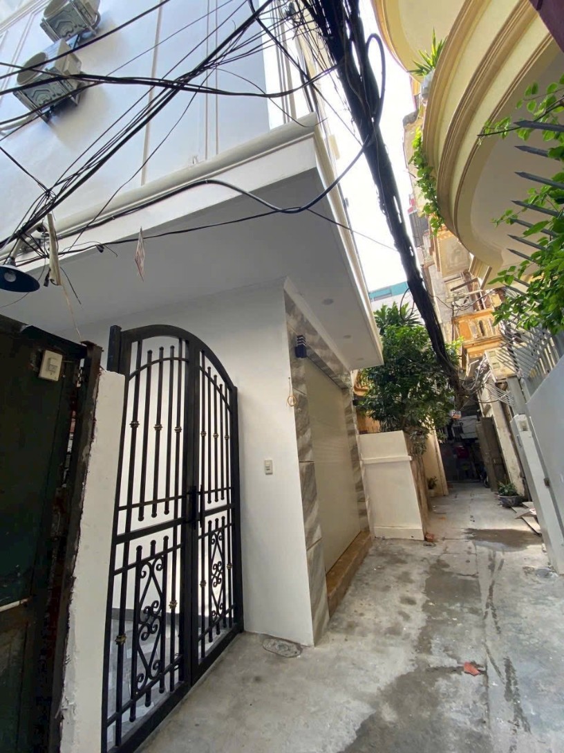 Nhà 6 tầng thang máy khu 72ha, 51m² sổ đỏ sẵn sàng, giá 12.5 tỷ, xách vali vào ở ngay