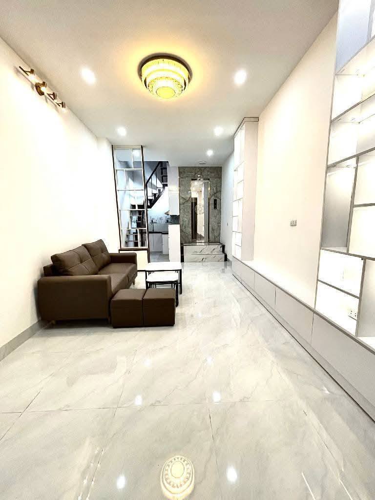 Nhà 5 tầng thang máy Ngọc Khánh, Ba Đình