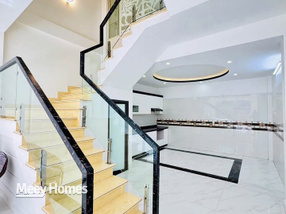 Nhà 4 tầng, mặt ngõ thông Cát Bi, ô tô đỗ cửa, 57m2, giá 5.25 tỷ