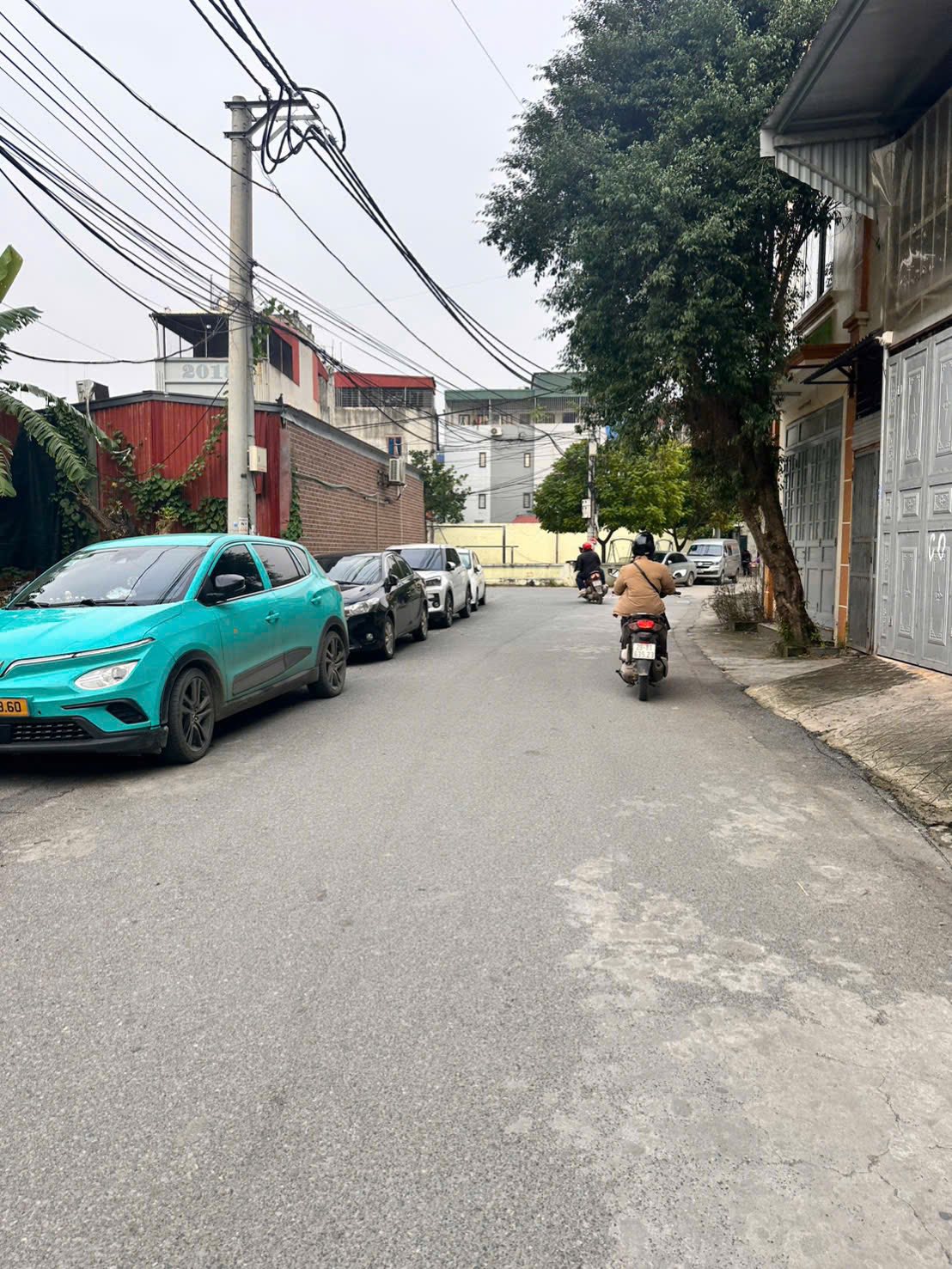 Phú Lương - Ngôi nhà 4 tầng xây tâm huyết, vài bước chân ra phố