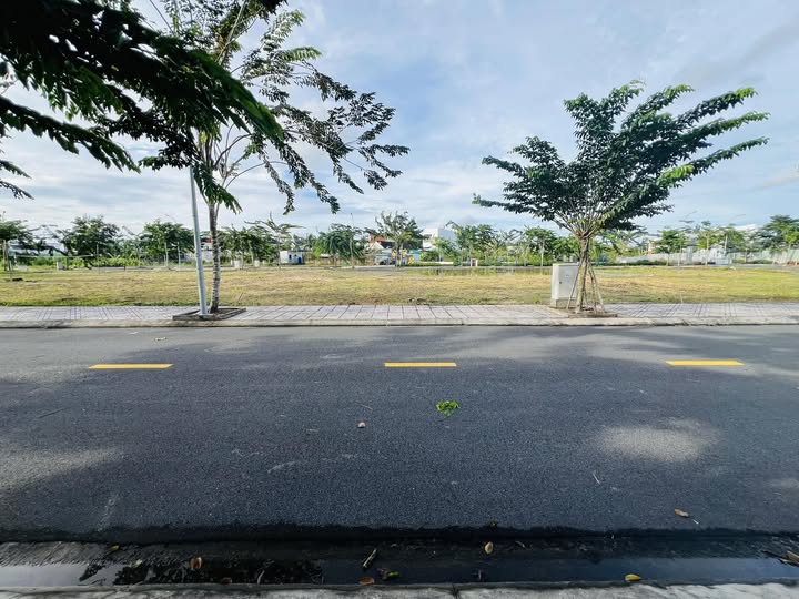 Nền Ngã Bảy, đẹp như tranh, giá hời, sổ sẵn sàng