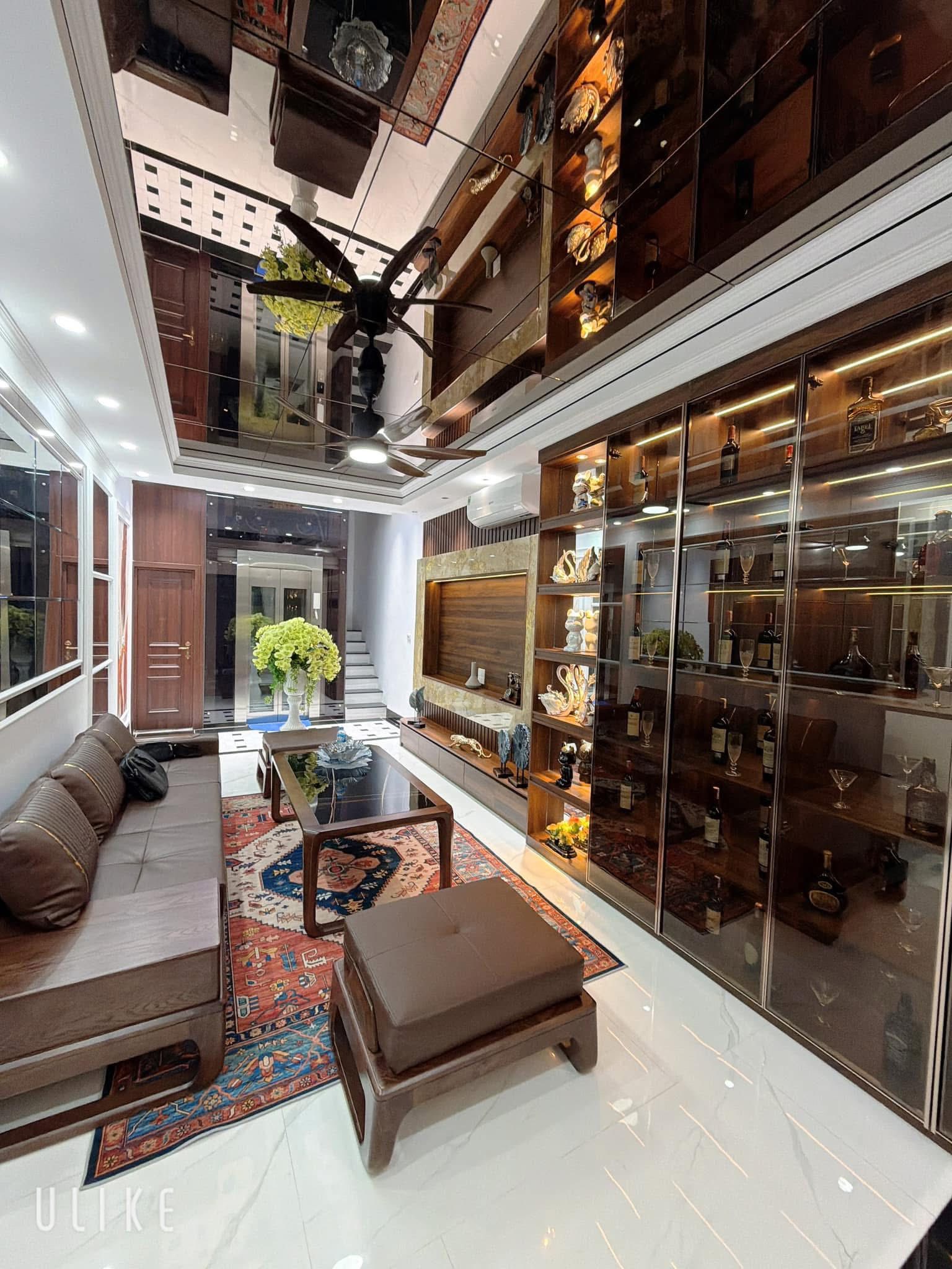 Nhà 7 tầng thang máy Ba Đình, đẳng cấp 5 sao, kinh doanh phát tài