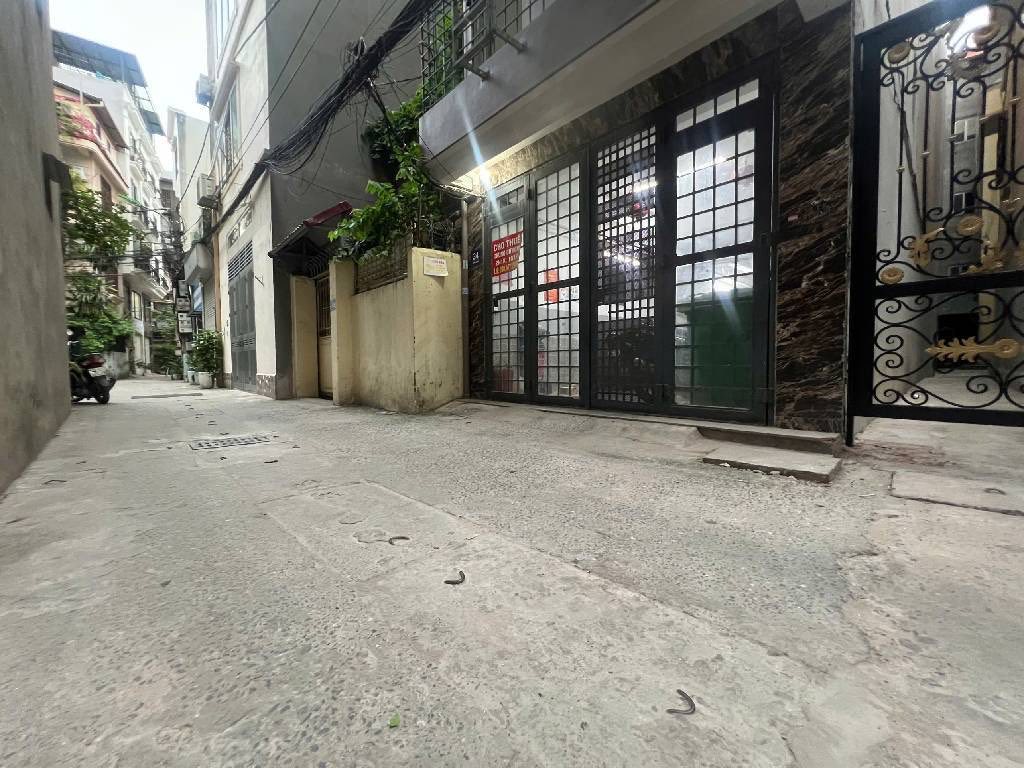 Nhà phố Vương Thừa Vũ, 89m2 x 4 tầng, sổ nở hậu, ô tô đỗ cổng