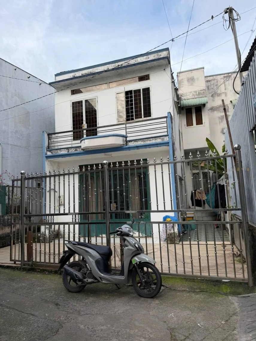 Nhà tâm huyết trung tâm Tam Hiệp - 50m ra phố, sổ hồng riêng